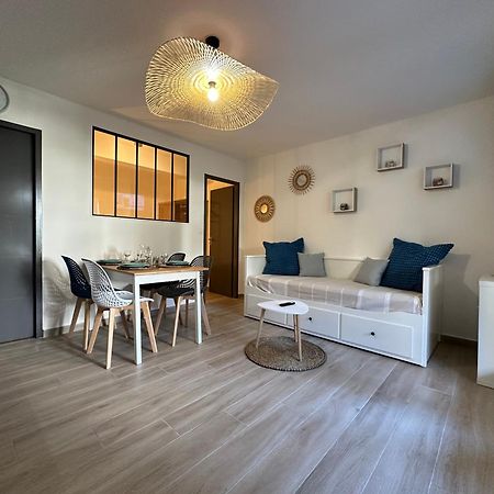 Appartement Climatise Avec Chambre Et Parking Privatif Locations Vld Camargue Saintes-Maries-de-la-Mer Exteriör bild