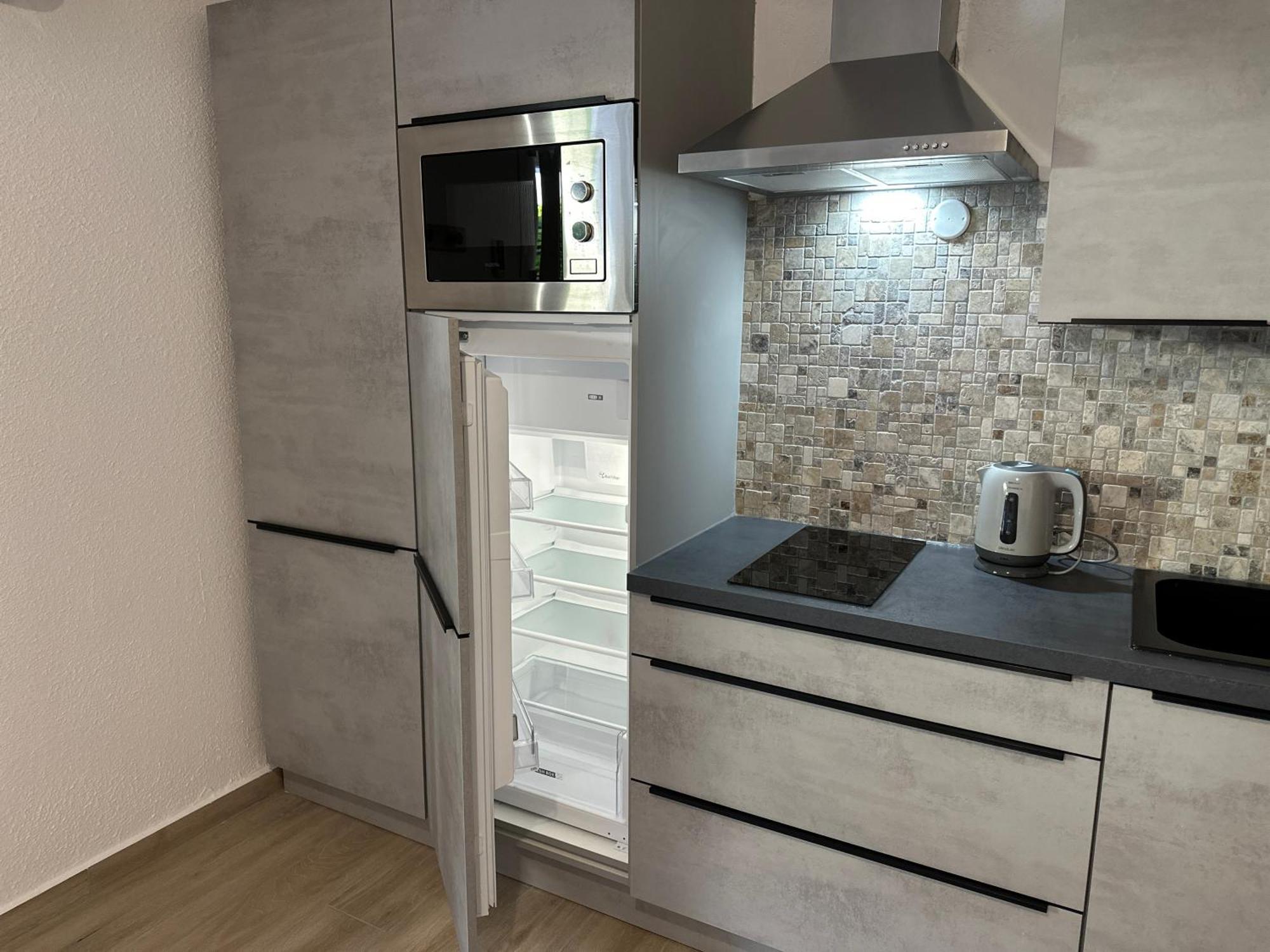 Appartement Climatise Avec Chambre Et Parking Privatif Locations Vld Camargue Saintes-Maries-de-la-Mer Exteriör bild