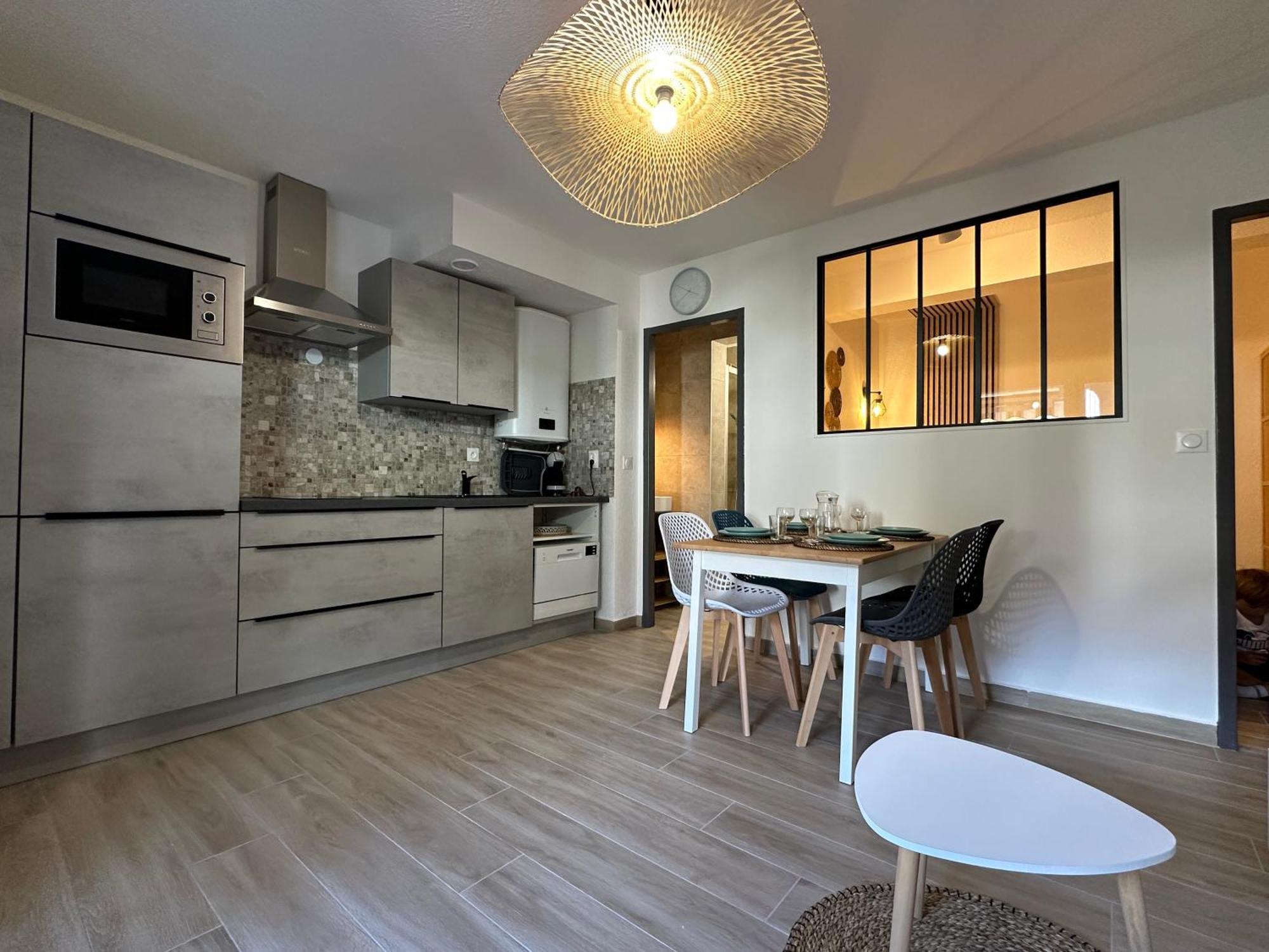 Appartement Climatise Avec Chambre Et Parking Privatif Locations Vld Camargue Saintes-Maries-de-la-Mer Exteriör bild